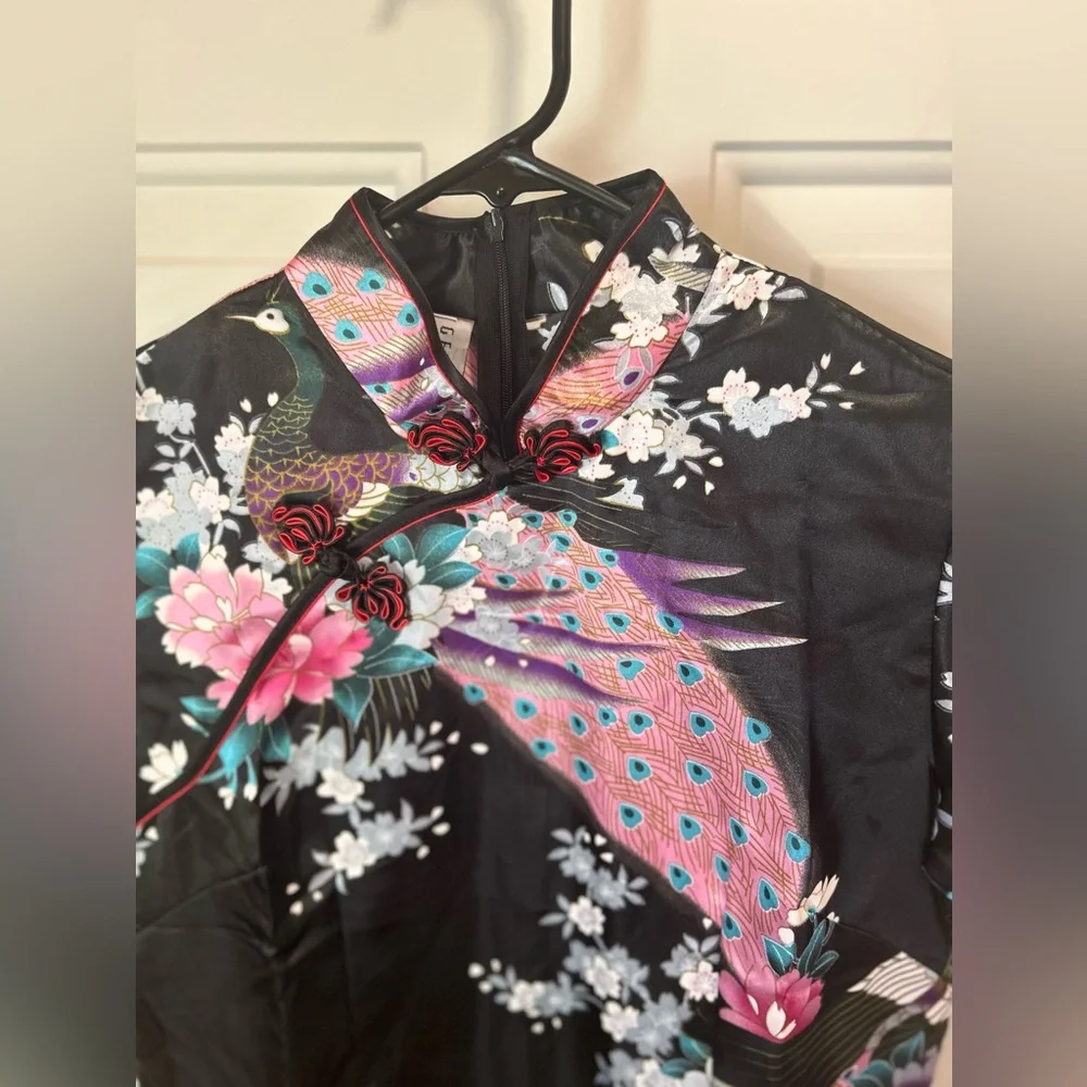 Black Floral Peacock Cheongsam Dress - Picture 3 of 6